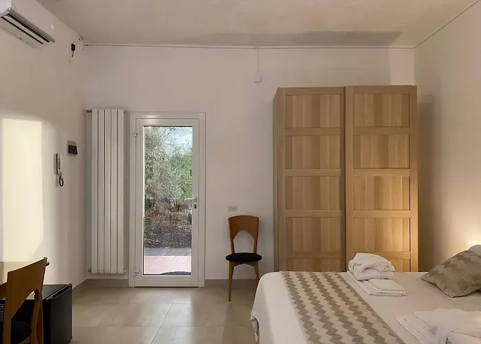 Edmondo Lodge Belpasso